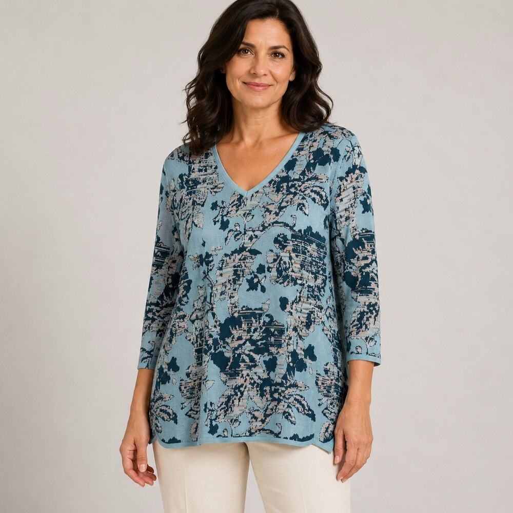Soft Surroundings Intarsia Knit Tunic Sweater Medium Light Blue Floral V Neck